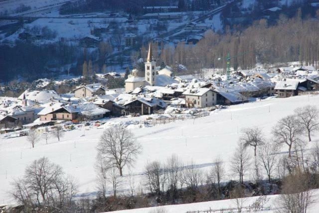 Appartamento Monte Bianco La Salle Dış mekan fotoğraf