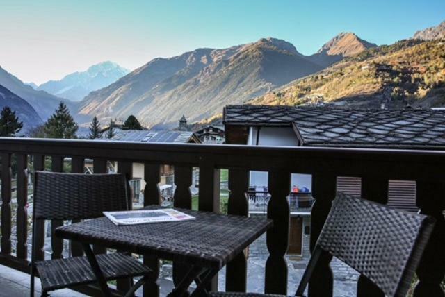 Appartamento Monte Bianco La Salle Dış mekan fotoğraf