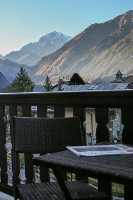 Appartamento Monte Bianco La Salle Dış mekan fotoğraf